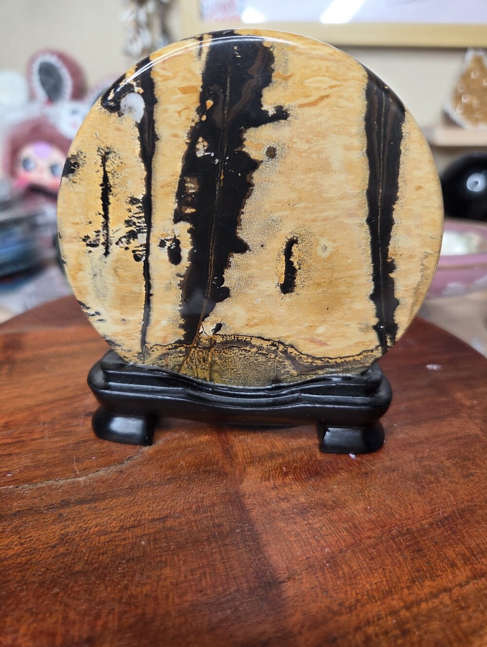 Picture Jasper On Wooden Stand ( Creativity)